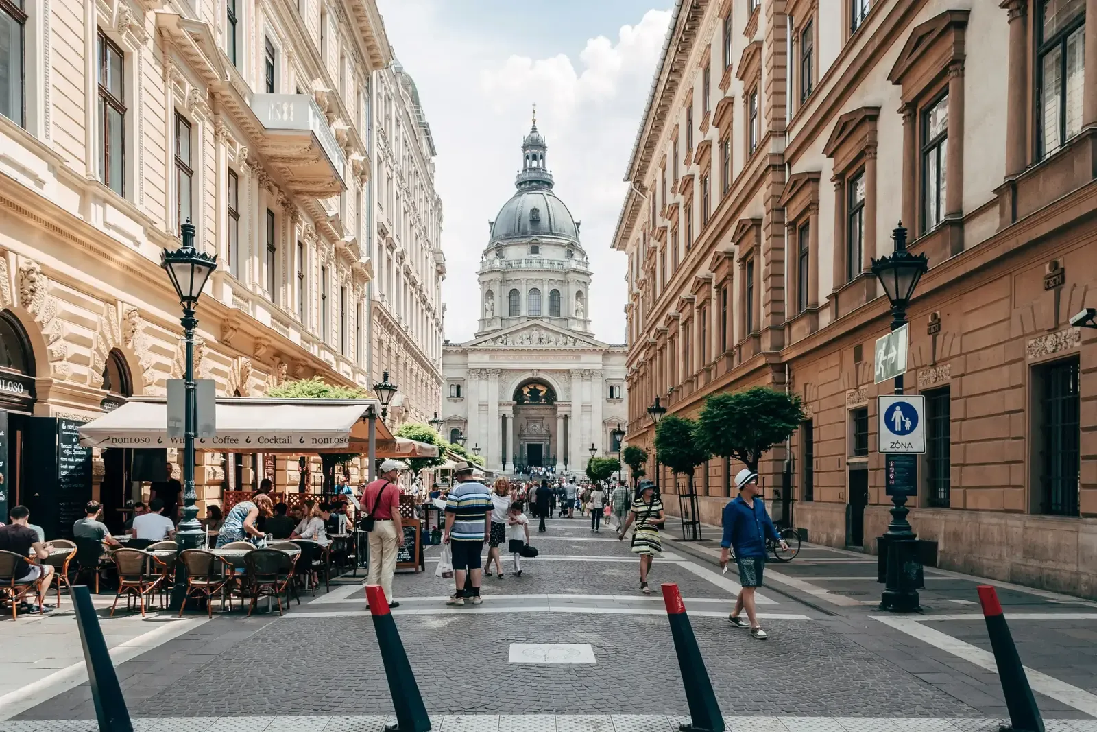 Anreise vom Flughafen ins Zentrum von Budapest